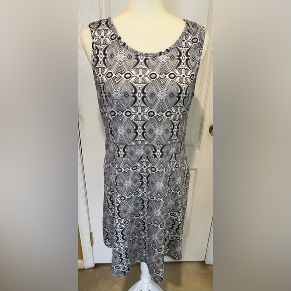 Reel Legends Performance Outfitters Ladies Stay Cool Dress size M - Picture 1 of 5